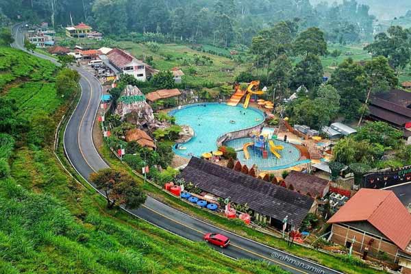 Tempat Wisata di Ciwidey Bandung yang Menarik untuk Dikunjungi! 8 Ciwidey Valley Resort Hot Spring Waterpark