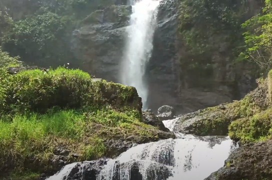 10+ Tempat Wisata di Ciater Subang, Cocok untuk Rekreasi Keluarga 4 curug cina