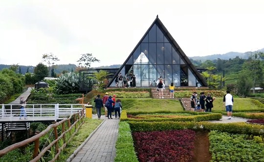 10+ Tempat Wisata di Ciater Subang, Cocok untuk Rekreasi Keluarga 2 the ranch
